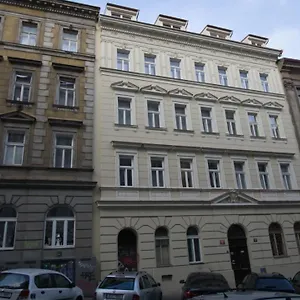  Apartament Continents Nearby Main Train And Bus Station