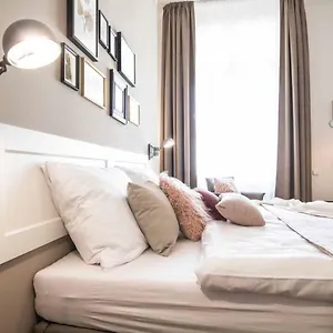 Place And Comfort Apartment Brünn